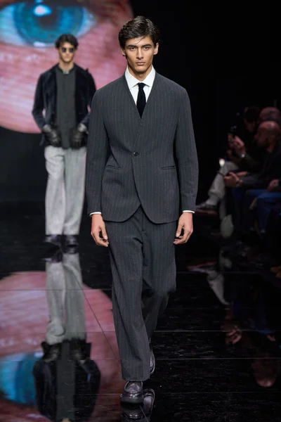 Look 31